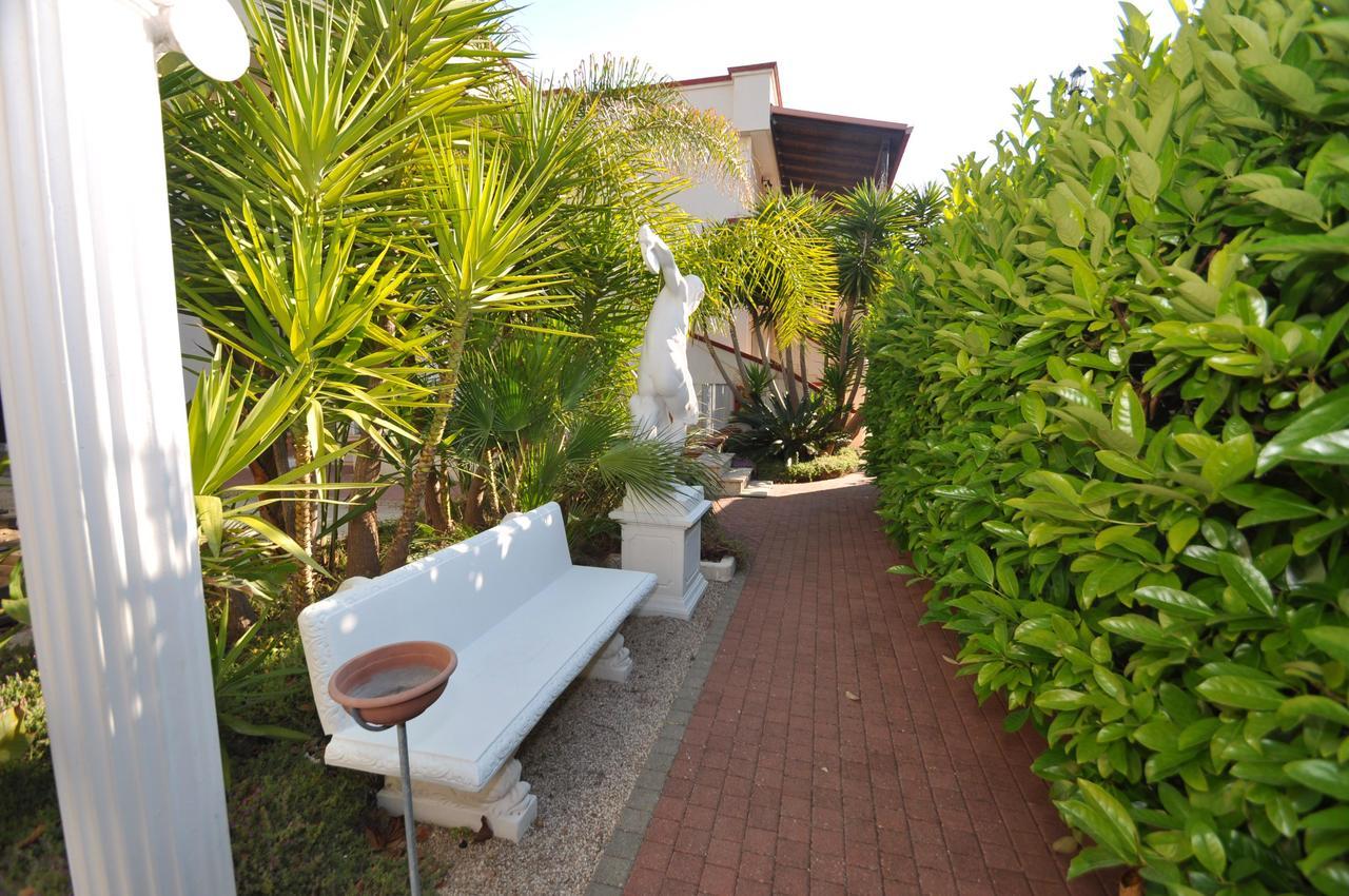 Residence Mezzaluna Carovigno Extérieur photo